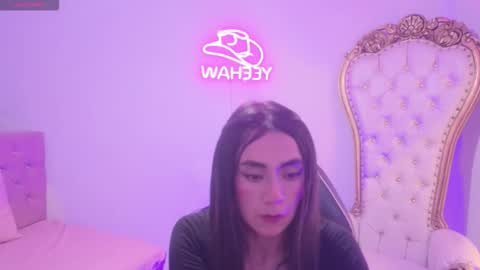 Linda  online show from March 16, 3:45 am