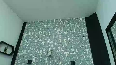  Lindsey  online show from September 23, 12:08 pm