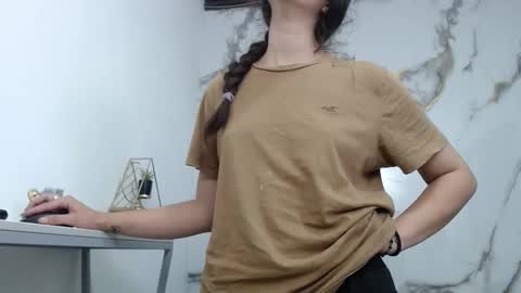  Lindsey  online show from March 19, 12:09 pm