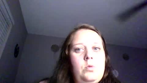 Snapshot of lindsey953 chatting on June 11, 2:00 am lindsey953 online show from June 11, 2:00 am