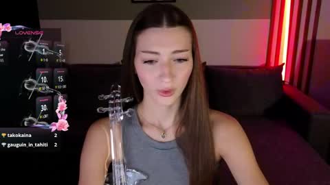 Snapshot of lindsey_mey chatting on April 19, 10:34 pm Lindsey online show from April 19, 10:34 pm