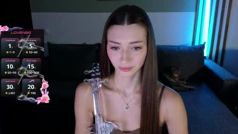 Snapshot of lindsey_mey chatting on April 23, 9:17 pm Lindsey online show from April 23, 9:17 pm