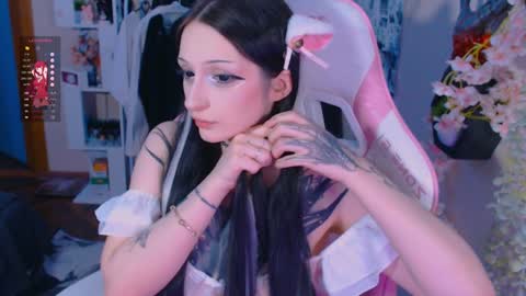 Lina online show from December 4, 10:19 pm