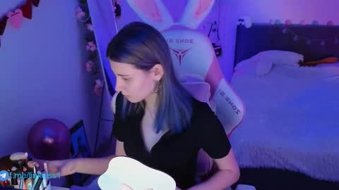 Snapshot of linksiss chatting on February 24, 3:21 pm linksiss online show from February 24, 3:21 pm