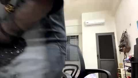 linna8866 online show from March 18, 10:51 am