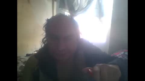 Snapshot of linseyyy chatting on December 22, 6:59 pm belledelfyyy online show from December 22, 6:59 pm