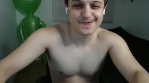 Snapshot of lioncluess chatting on May 17, 8:38 pm Lion Cluess online show from May 17, 8:38 pm