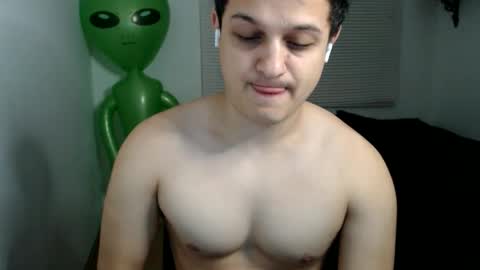 Snapshot of lioncluess chatting on May 21, 12:50 am Lion Cluess online show from May 21, 12:50 am