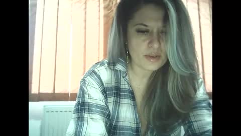 lionessmom online show from November 26, 7:53 am