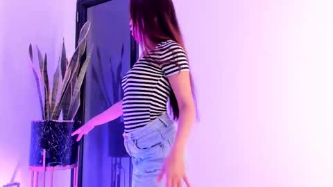 Liorah wolf online show from March 3, 8:15 pm