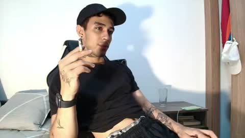 Snapshot of liorvante chatting on June 15, 1:08 am Lior Vante online show from June 15, 1:08 am