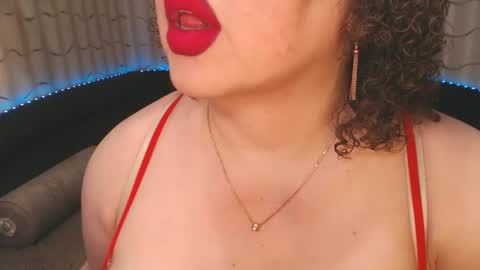 LIpsAddiction online show from February 9, 10:00 pm