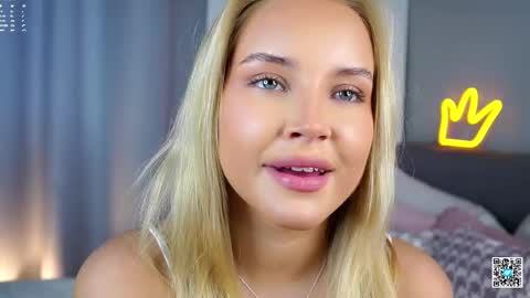 Amelia online show from October 10, 4:55 am