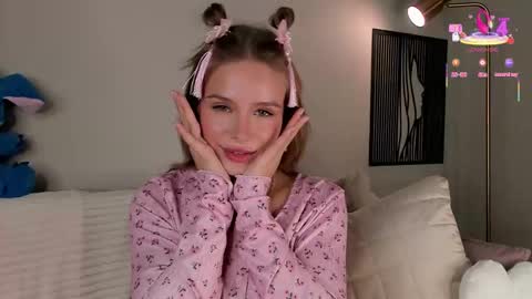 Lina online show from September 15, 1:05 am