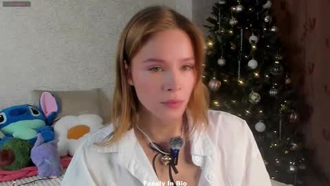 Lina online show from January 7, 1:30 am