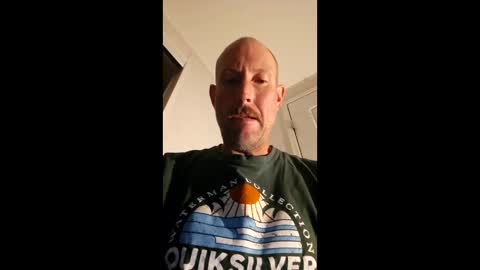 Snapshot of liquorpig8169 chatting on June 6, 10:53 am liquorpig8169 online show from June 6, 10:53 am