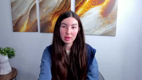 Snapshot of lira_revery chatting on April 26, 1:14 am Lira revery online show from April 26, 1:14 am