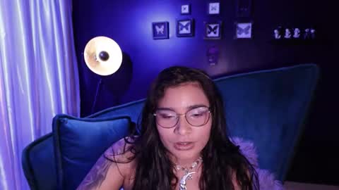 Lire online show from March 19, 4:49 am