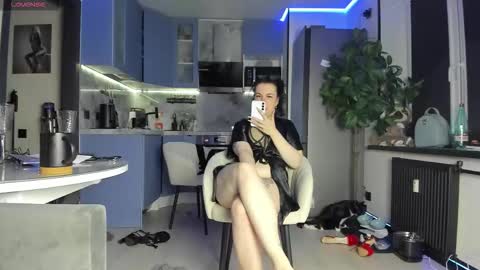 Snapshot of lisa__fox chatting on October 4, 11:14 pm Lisa online show from October 4, 11:14 pm