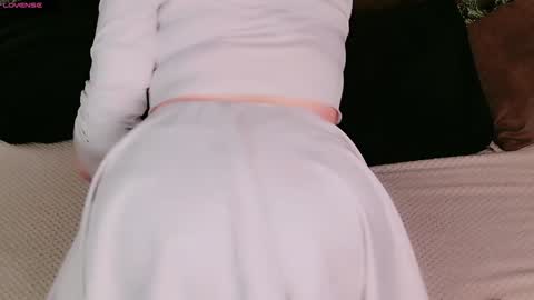 lissi online show from December 18, 4:09 am