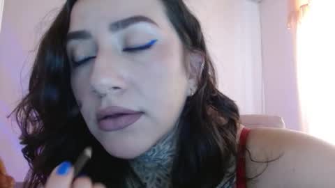 Lisa online show from January 6, 2:21 pm