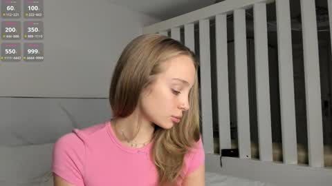 Lisa online show from November 16, 4:01 pm