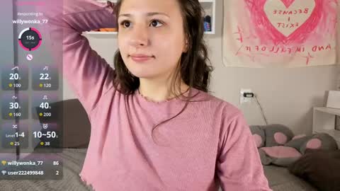 Lisa online show from April 4, 7:39 am