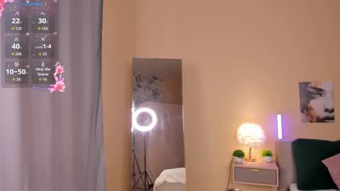 Lisa online show from February 16, 9:16 am