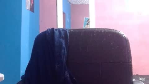 Snapshot of lisa_squirt_hot chatting on April 12, 11:26 am lisa_squirt_hot online show from April 12, 11:26 am