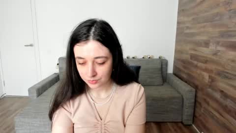 Snapshot of lisa_witty chatting on July 6, 9:06 am lisa_witty online show from July 6, 9:06 am