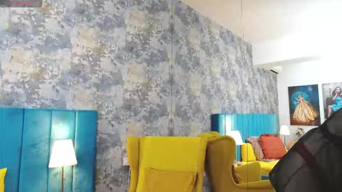 lisacroft online show from September 14, 7:51 am