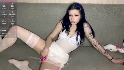 Snapshot of lisacuty chatting on July 3, 7:09 pm lisacuty online show from July 3, 7:09 pm