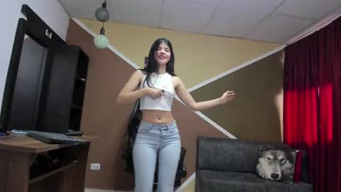 Snapshot of lisagray_1 chatting on October 2, 7:43 pm Lisa Gray Independent Model online show from October 2, 7:43 pm