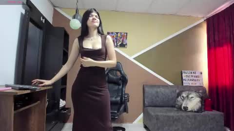 Snapshot of lisagray_1 chatting on June 22, 7:11 pm Lisa Gray Independent Model online show from June 22, 7:11 pm