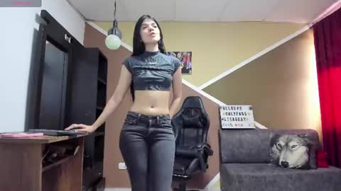Snapshot of lisagray_1 chatting on July 30, 7:46 pm Lisa Gray Independent Model online show from July 30, 7:46 pm