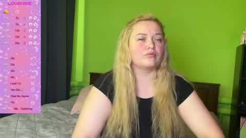 Lisa online show from January 14, 9:37 am