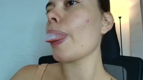 Lisbet online show from September 29, 11:20 pm