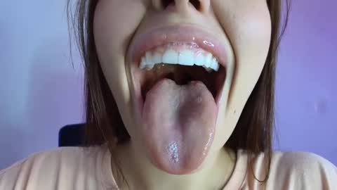 Lisbet online show from December 15, 9:41 pm