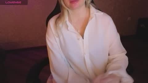 Anna online show from March 29, 11:49 pm