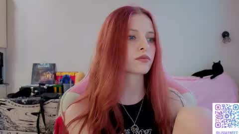Snapshot of lisiasweet chatting on July 10, 1:36 pm Lika online show from July 10, 1:36 pm