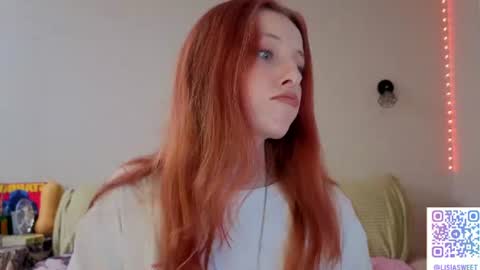 Snapshot of lisiasweet chatting on July 27, 2:57 pm Lika online show from July 27, 2:57 pm