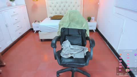 L I S S A  online show from January 17, 9:39 am