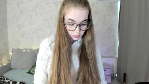 Lissa online show from November 6, 6:03 am