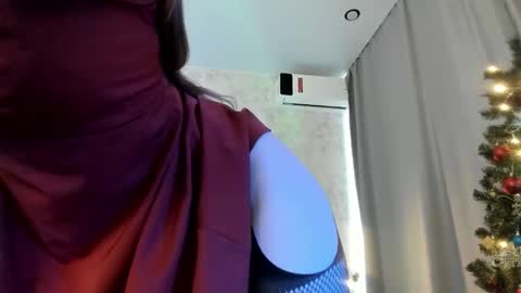 Lissa online show from December 23, 7:17 am