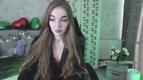 Lissa online show from March 25, 3:45 am