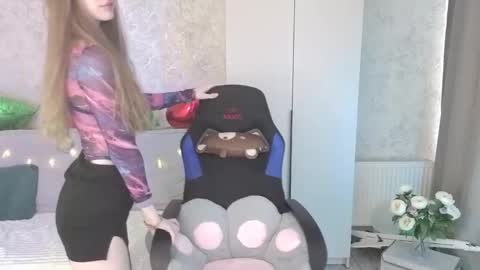 Lissa online show from March 28, 7:19 am