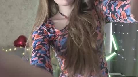 Lissa online show from April 11, 4:39 am