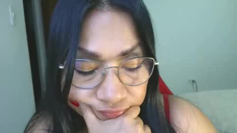 Snapshot of lissafeethot chatting on February 13, 11:23 pm Lissafeethot online show from February 13, 11:23 pm