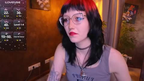 lissaros online show from February 9, 10:09 am