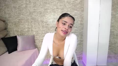 Liss Brown online show from November 1, 12:51 pm